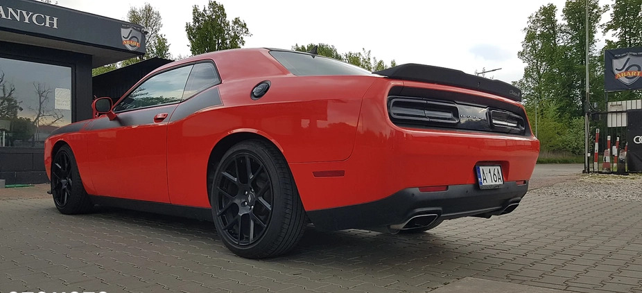 Dodge Challenger cena 139000 przebieg: 72000, rok produkcji 2018 z Dziwnów małe 436